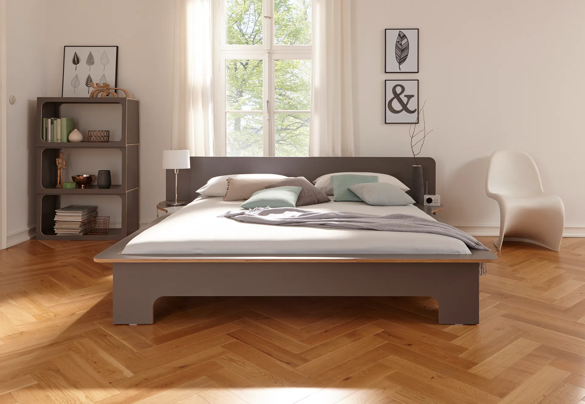 Boxit Regal auf Eichenparkett mit Plane Bett anthrazit 180x200